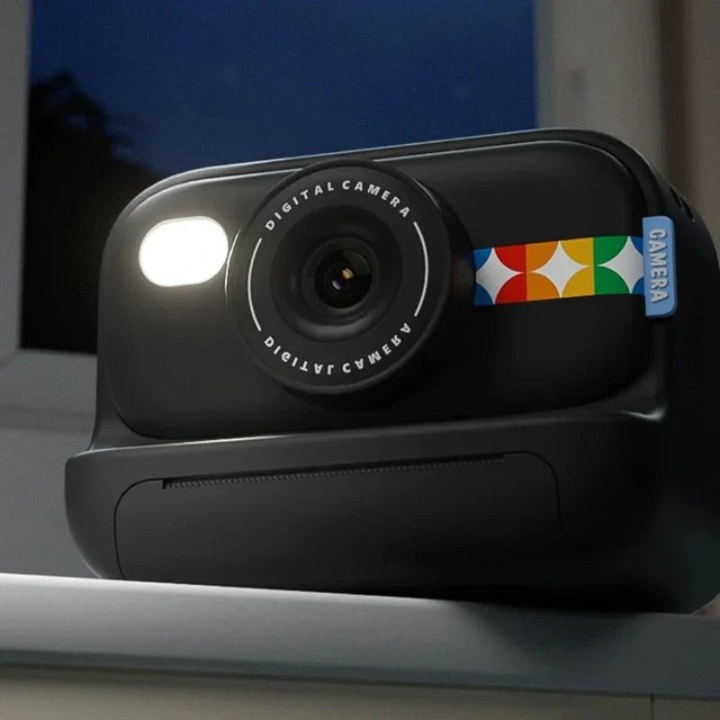 Appareil photo instantané enfant FirstCamera dans sa boîte cadeau premium
