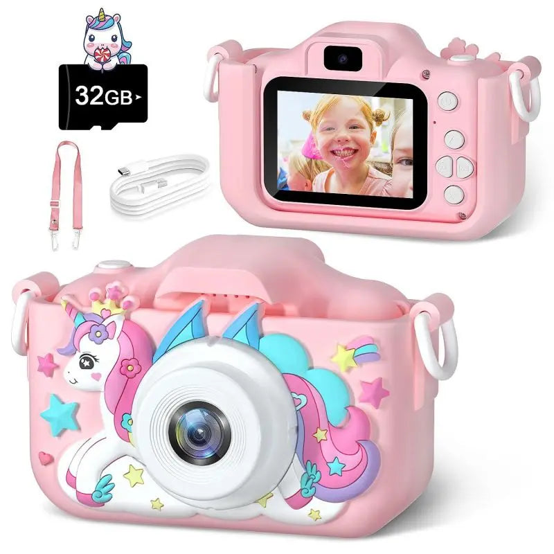 Appareil photo enfant licorne UniCam™ rose, vues avant et arrière avec écran, accompagné d’une carte mémoire 32 Go, d’un câble USB et d’un cordon.