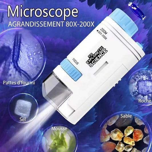 Microscope enfant CurioPoche bleu entouré d’illustrations fournisseur de sel, de sable, de mousse, de roche et de détails d’insecte.