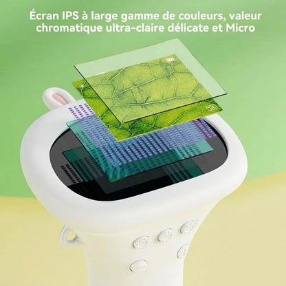 Illustration de l’écran IPS du microscope enfant MicroPixel blanc avec une image de feuille et des couches superposées.