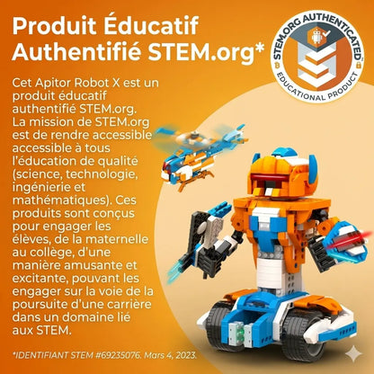 Robot-Xtreme™ orange et bleu sur roues, accompagné d’un modèle d’hélicoptère sur fond orange